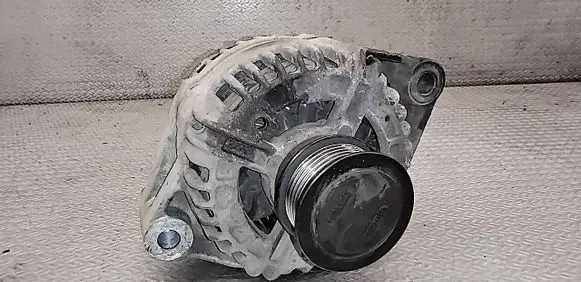 Opel Zafira B Generator/alternator 0124425096