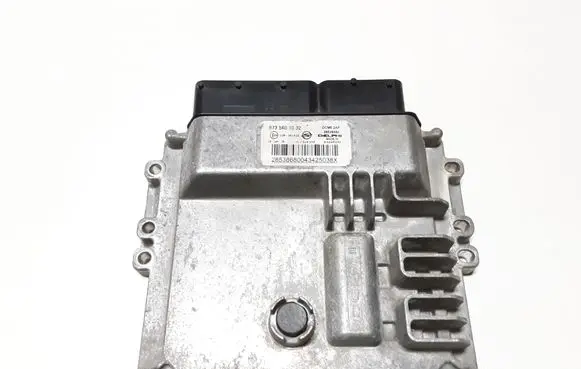 SsangYong Tivoli Engine control unit/module 6735401032 28538680