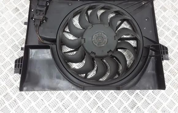 Volvo XC70 Electric radiator cooling fan 30741144