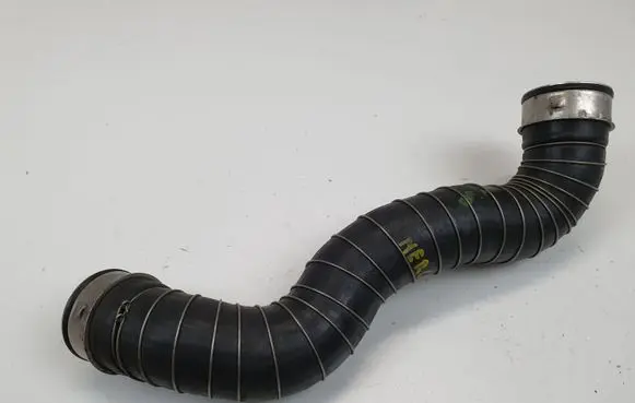 Mercedes-Benz CLK A209 C209 Intercooler hose/pipe A2095280082