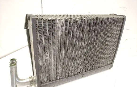 Air conditioning (A/C) radiator (interior)