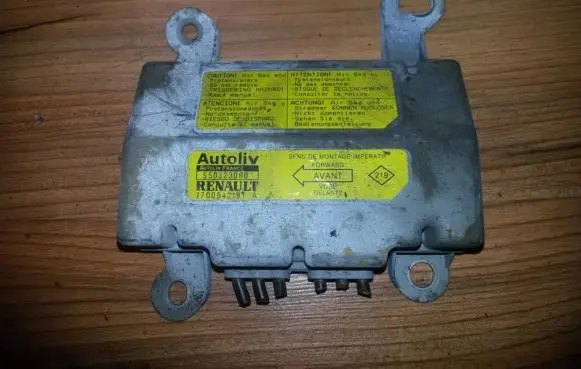 Renault Laguna I Airbag control unit/module 7700842191a 550323000