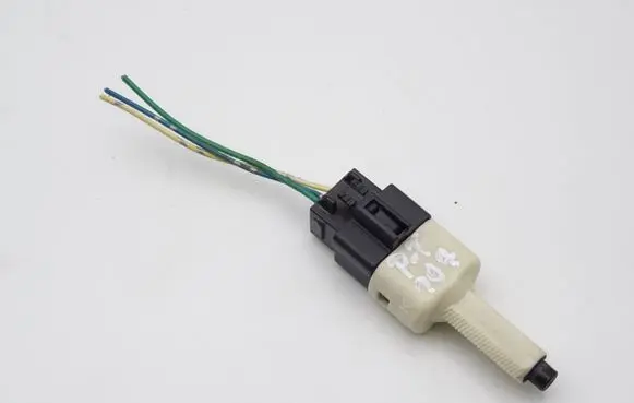Peugeot 107 Brake pedal sensor switch