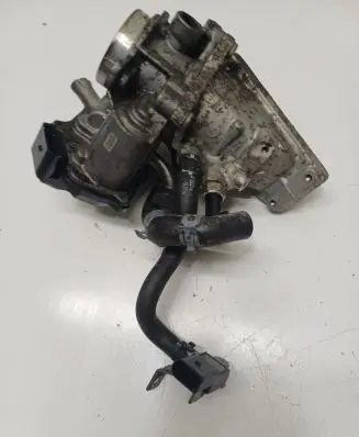 Volkswagen Golf VII Throttle valve 04L128063T