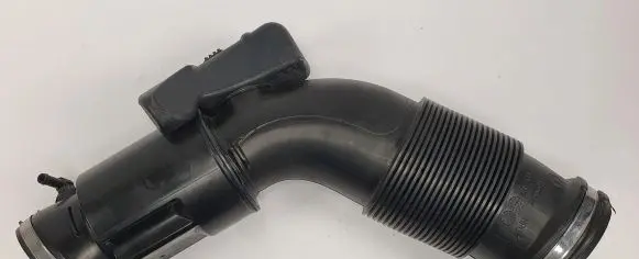 Porsche Cayenne (92A) Intercooler hose/pipe 7P0129684B