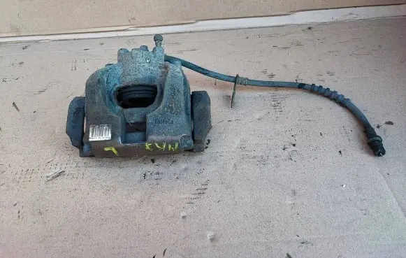 Ford Mondeo MK V Front brake caliper DG9C2011EE