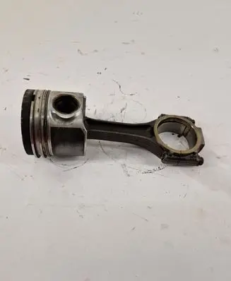 Volkswagen Touareg I Piston MA0