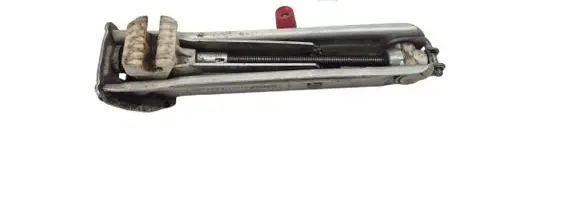 Audi A4 S4 B5 8D Lift Jack 8D0011031D