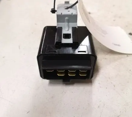 Hyundai Santa Fe Window wiper relay 954202B500