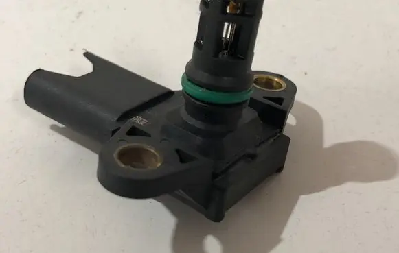 BMW 5 GT F07 Air pressure sensor 7585493