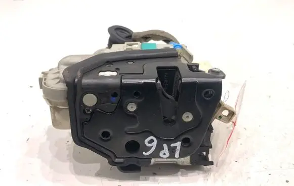 Audi A3 S3 8V Front door lock 8X1837015A