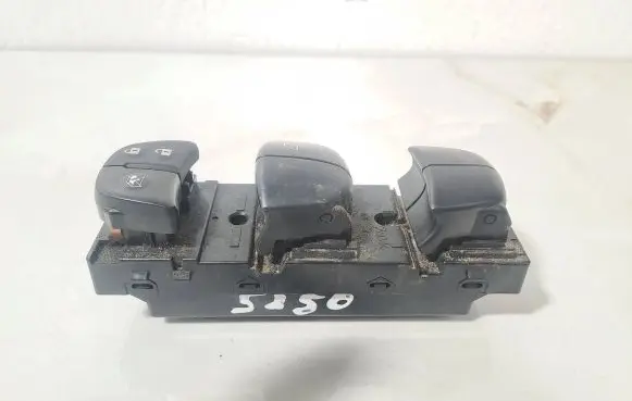 Nissan X-Trail T32 Electric window control switch PA6GF30