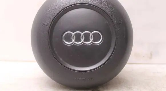Audi TT TTS Mk2 Steering wheel airbag 8J0880201D