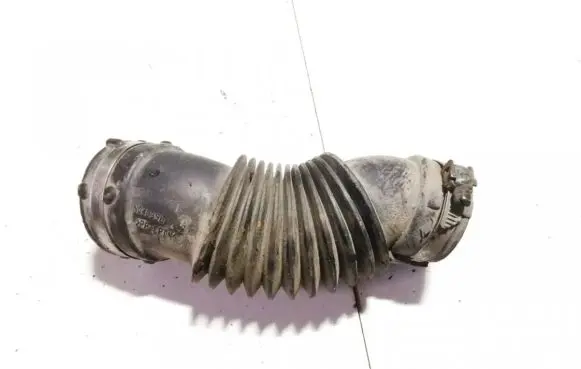 Ford Fiesta Air intake hose/pipe N04039E151