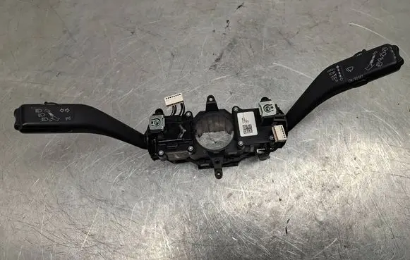 Skoda Octavia Mk2 (1Z) Wiper turn signal indicator stalk/switch 5K0953521AQ 5K0953502N