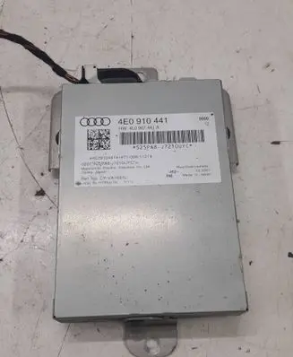 Audi A8 S8 D3 4E Camera control unit module 4L0907441A 4F0910441