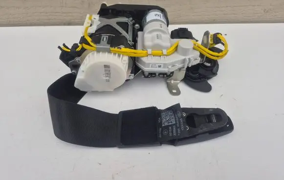 Audi A6 C7 Front seatbelt 4G8857705C