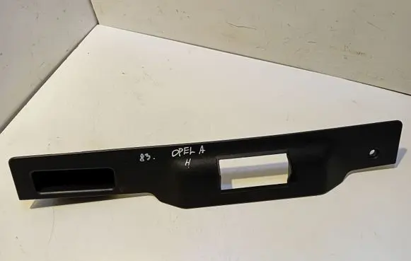 Opel Astra H Tailgate/boot lid lock trim 13140361 11E00245