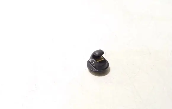 Volkswagen ID.4 Sun visor clip/hook/bracket 560857561B
