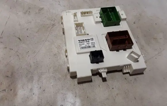 Volvo XC40 Comfort/convenience module 32268107