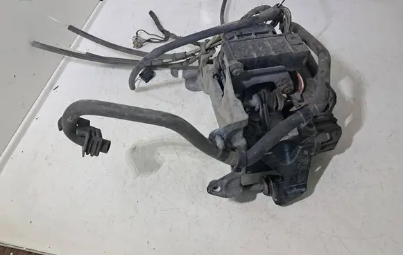 Mercedes-Benz C W205 Air suspension compressor/pump A0993200004 036089 311290189