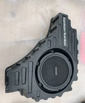 Jeep Grand Cherokee Subwoofer speaker 8950001901D