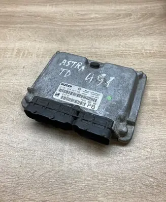 Opel Astra G Engine control unit/module ECU 24417167 0281010267
