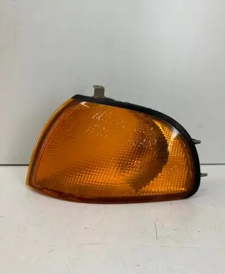 Front indicator light