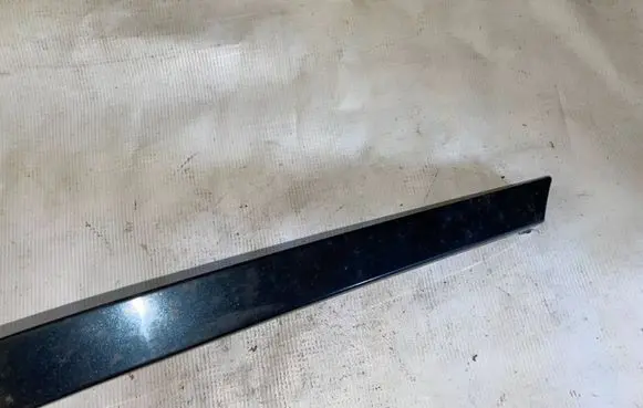 Mercedes-Benz ML W163 Under headlight/headlamp trim 1638260177 A1638260177