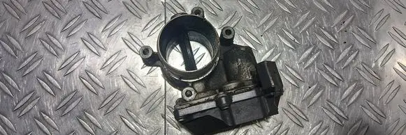Volkswagen PASSAT CC Throttle valve A2C53338105 03L128063E 2211090516