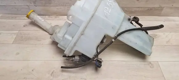 Mazda 3 II Windshield washer fluid reservoir/tank 860142728