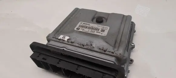 BMW 7 F01 F02 F03 F04 Engine control unit/module 7823905