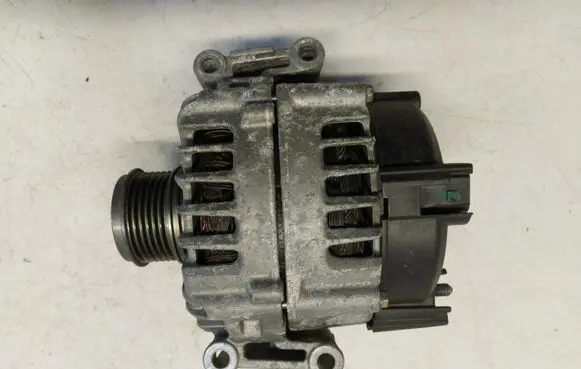 Porsche Macan (95B) Generator/alternator 06H903018L