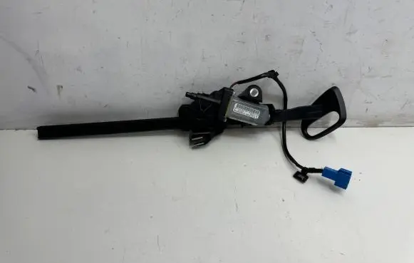 Mercedes-Benz E W238 Seat belt adjustment motor A2058600157