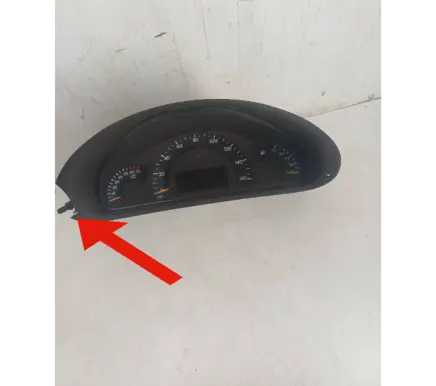 Mercedes-Benz C W203 Speedometer (instrument cluster) A2035403711