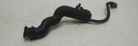 Volvo XC70 Breather/breather pipe/hose 30788009