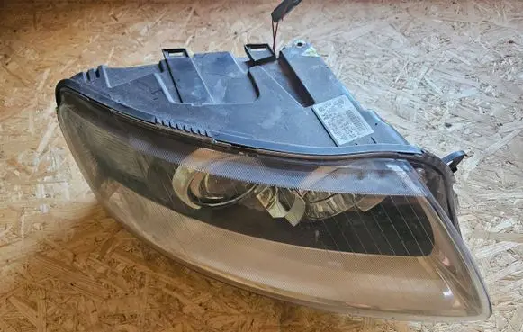 Audi A6 S6 C6 4F Headlight/headlamp 4F0941004AK