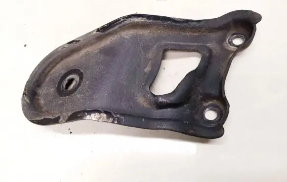 Hyundai Santa Fe Engine mounting bracket