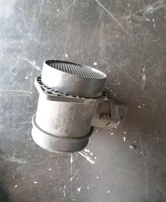 Volvo S80 Mass air flow meter 8670112 0280218108