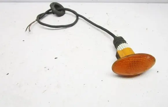 Ford Fiesta Front fender indicator light