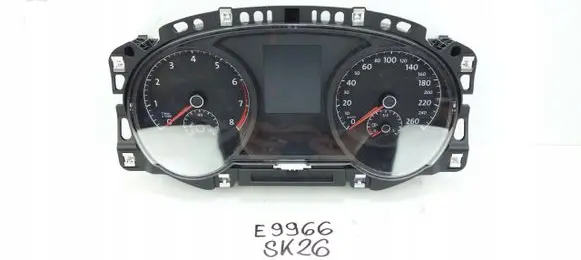 Volkswagen Golf VII Speedometer (instrument cluster) 5G1920740D