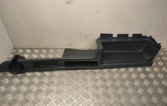 Ford Explorer VI (D)pillar trim (top) LB5BS312A07