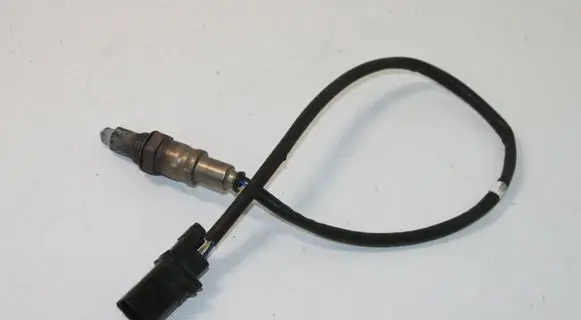 Audi A3 S3 8V Lambda probe sensor 04E906262CR