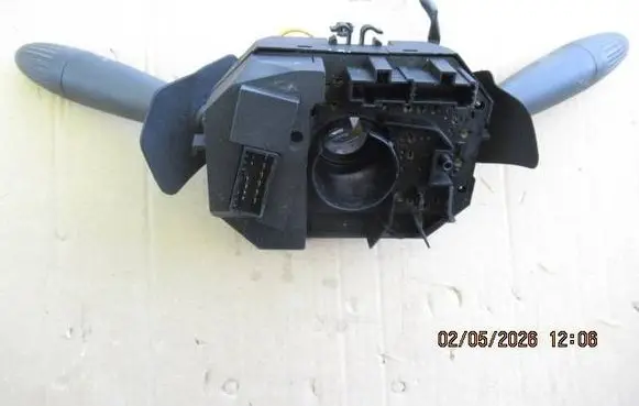 Fiat Punto (188) Wiper turn signal indicator stalk/switch 