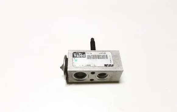 Jeep Grand Cherokee (WK) Air conditioning (A/C) expansion valve TD268 668258R 929889X