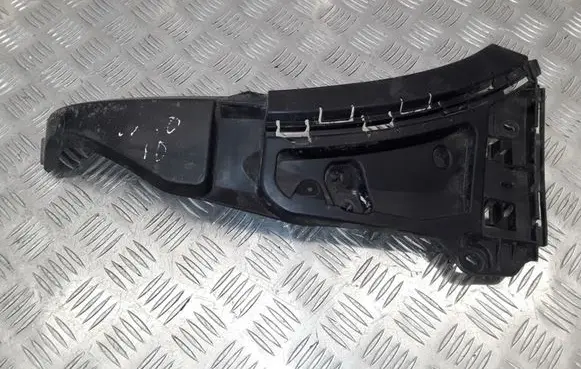 Volvo XC90 Front bumper mounting bracket 08620564