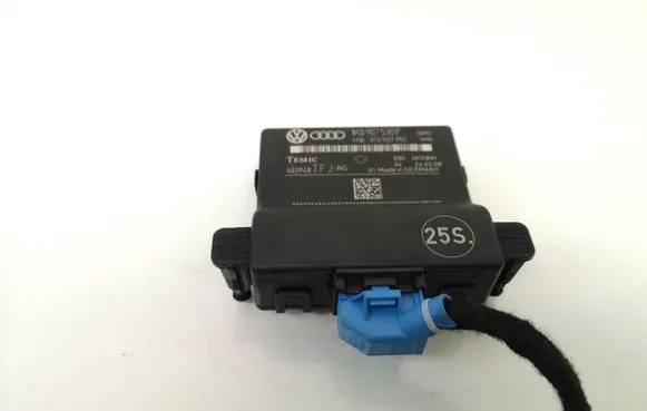 Skoda Octavia Mk2 (1Z) Gateway control module 1K0907530P 1K0907951