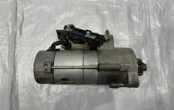 Jaguar F-Pace Starter motor GX73-11001-AD