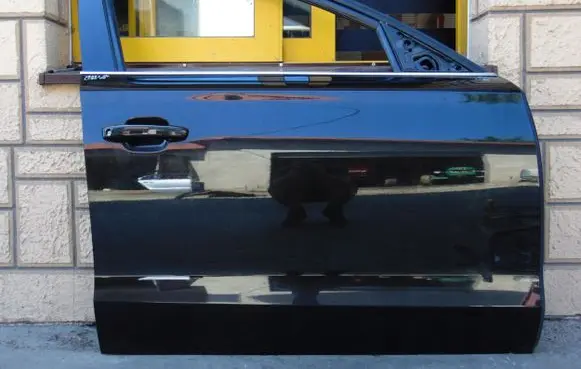 Audi A8 S8 D4 4H Front door AUDIA8D44H10LY8X