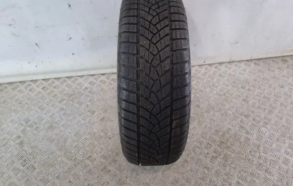 Peugeot 3008 II R19 winter tire 20555R19 GOODYEAR